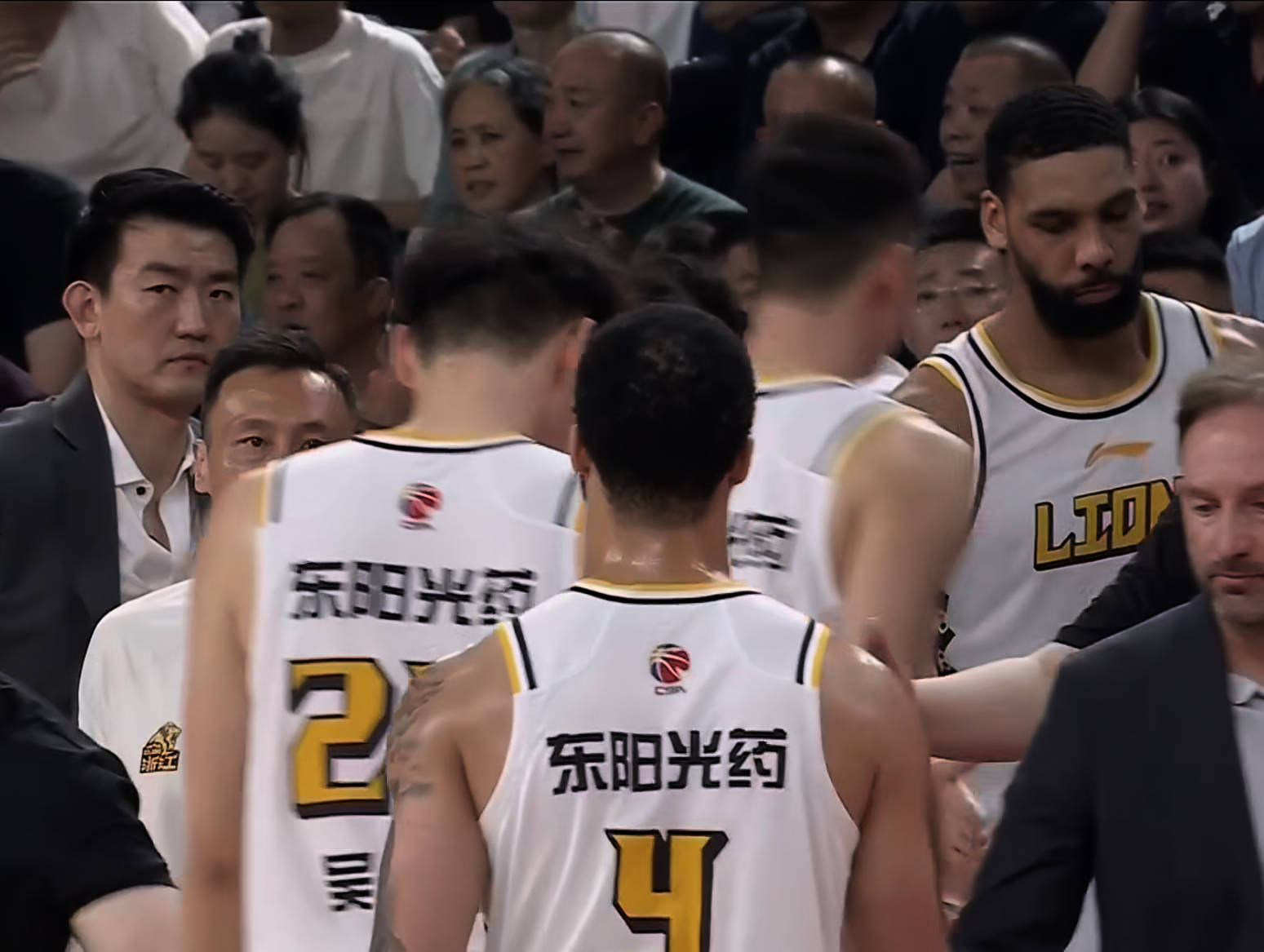 开云体育app入口-广厦队实力不容忽视，欲冲击季后赛资格