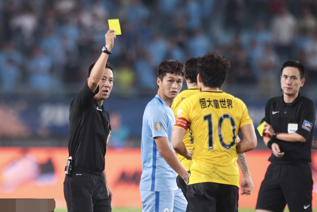 关于苏宁主场被逼平，积分榜排名下滑的信息